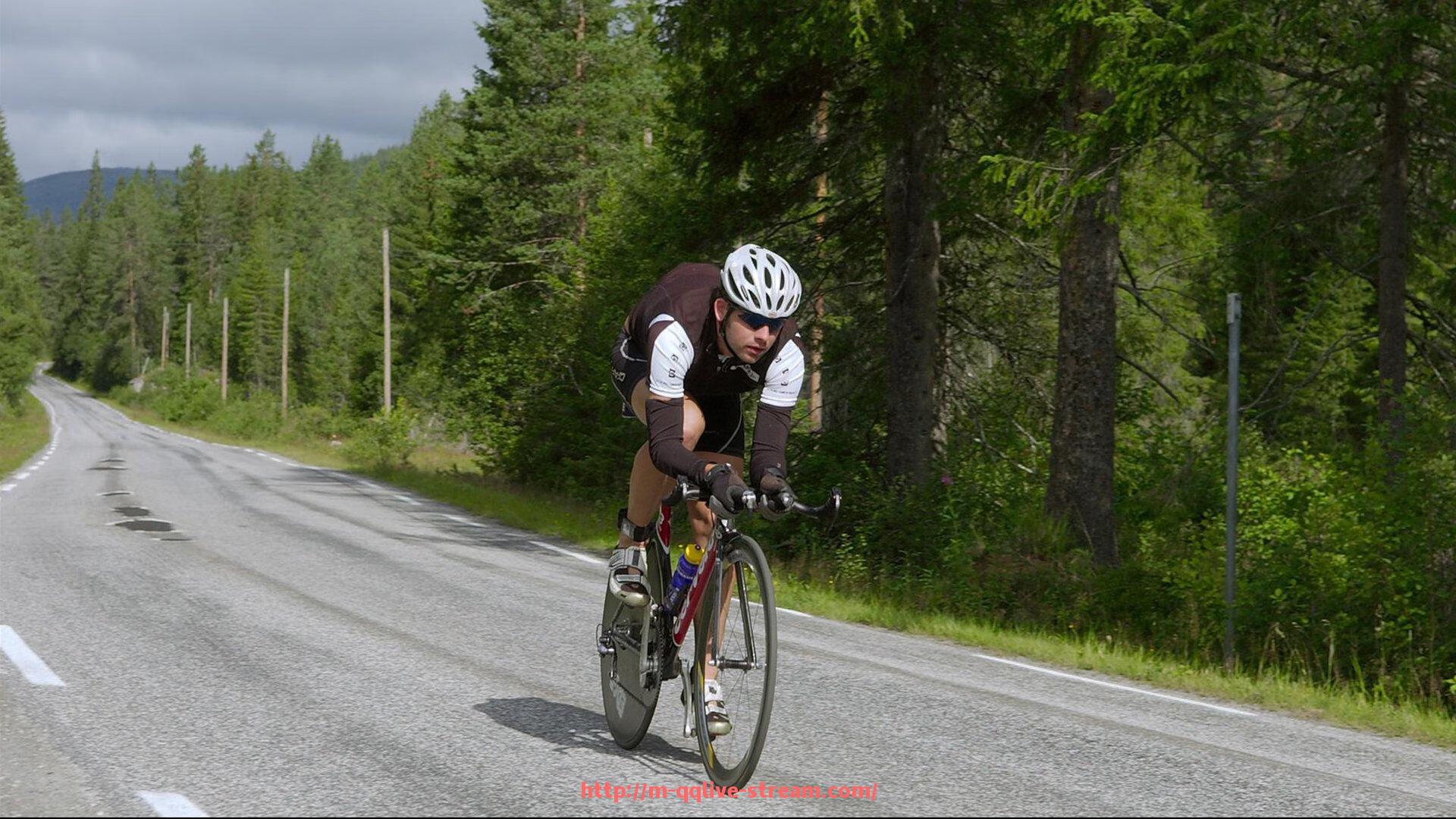 企鹅直播-英超积分榜与西甲联赛同步进展对比